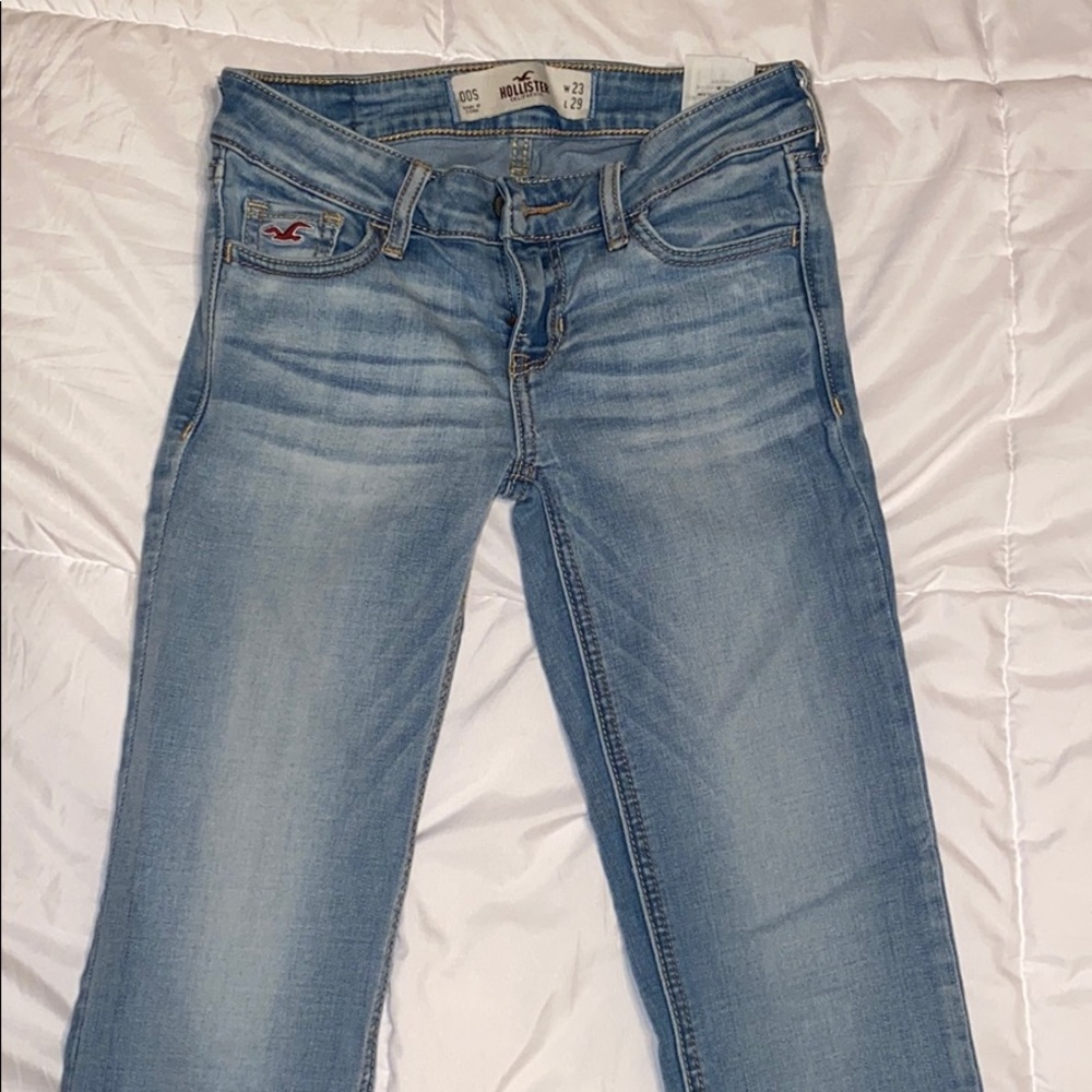 Hollister low-rise skinny jeans